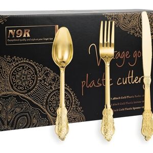 Gold Vintage Plastic Cutlery Set - Elegant Gold Flatware